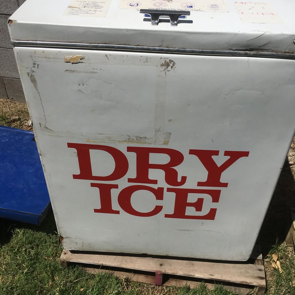 Dry Ice insulated container #005