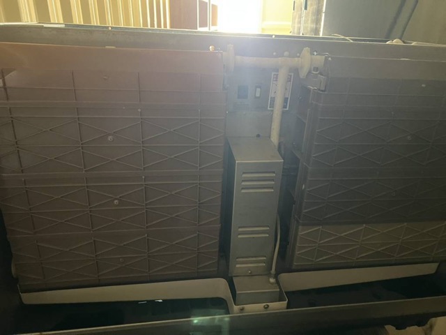 Ice-O-Matic 1400 lb Remote Cooled Ice Machine w/ bin #205 photo 3
