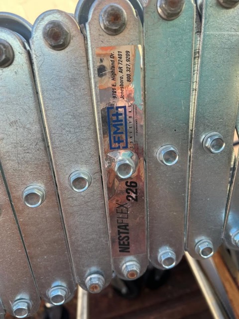 NestaFlex 226 Gravity Skate Wheel Conveyor photo 2