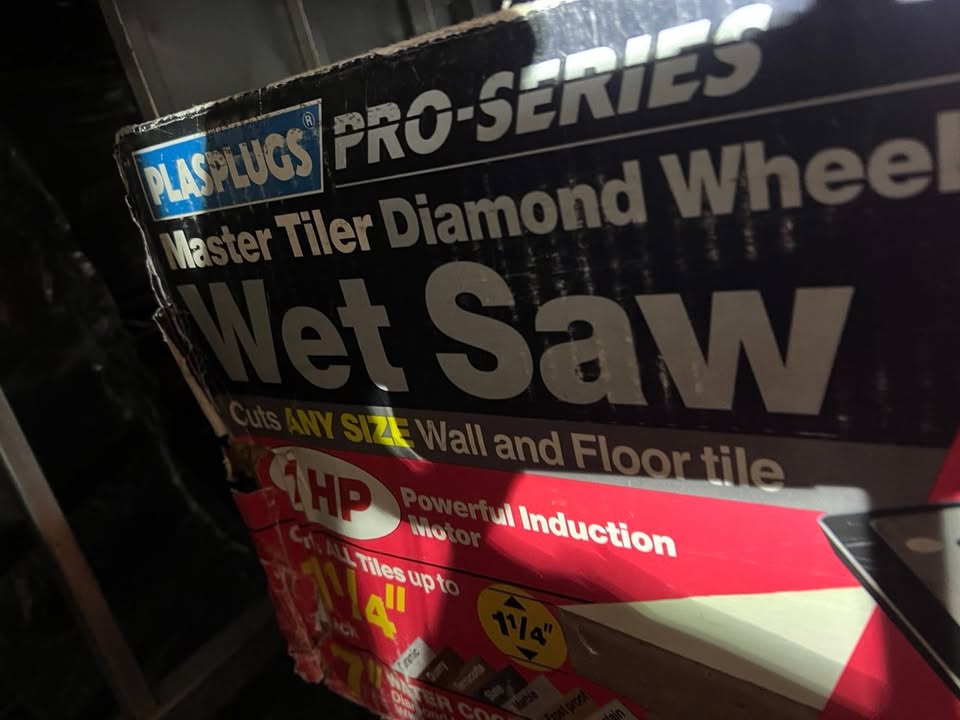 Plasplugs Pro Series wet saw