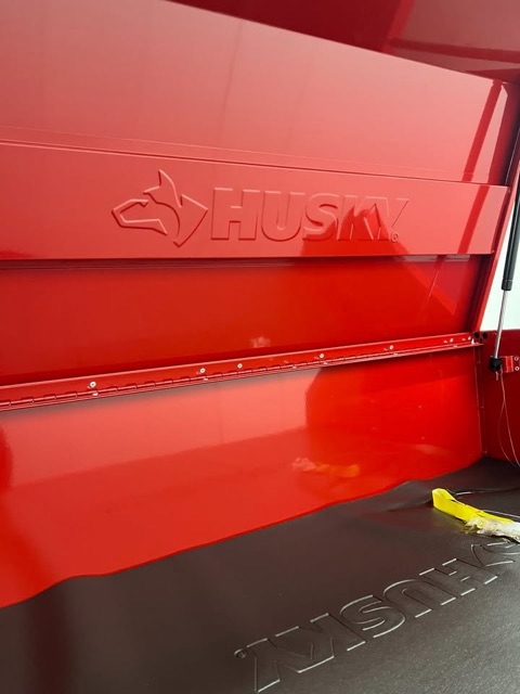 TOP Only Husky Red rollaway chest photo 3