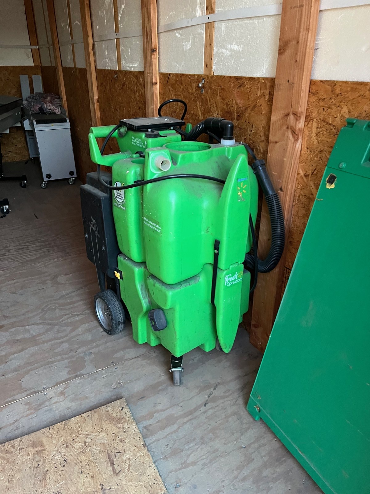 Kaivac 36V No-Touch Cleaning Station (2 available)